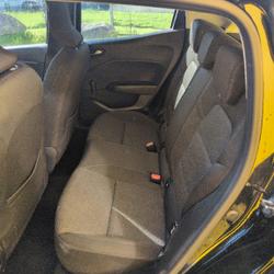 Renault Clio 5 1.6 E-TECH HYBRIDE 140CH BUSINESS -21N Saint-Georges-sur-Loire