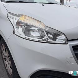 Peugeot 208 1.2 puretech 68ch like 5p occasion - Wattrelos - photo 3/20