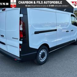 Renault Trafic FOURGON FG DCI 150 L2H1 3T ADVANCE prix HT 26 658 &euro; La Grand-Croix