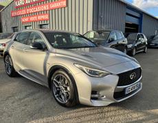 Infiniti Q30 Bédée