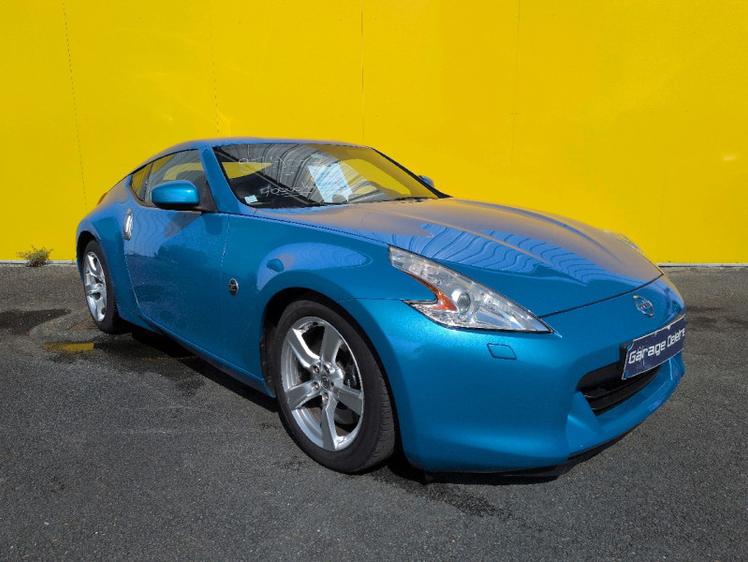 Nissan 370 Z  - 27 900 €