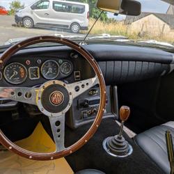 MG B MG B 1.8 roadster Saint-Georges-sur-Loire