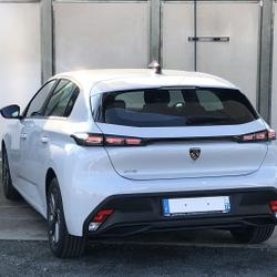 Peugeot 308 III Phase 1 1.2 PURETECH 130CH S&S ACTIVE PACK Ro&eacute;z&eacute;-sur-Sarthe