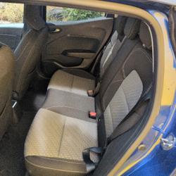 Renault Clio 5 1.6 E-TECH HYBRIDE 145CH EVOLUTION Saint-Georges-sur-Loire