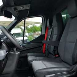 Autres Renault F3500 L3 2.0 BLUE DCI 150CH CAISSE 20M3 +HAYON Clermont