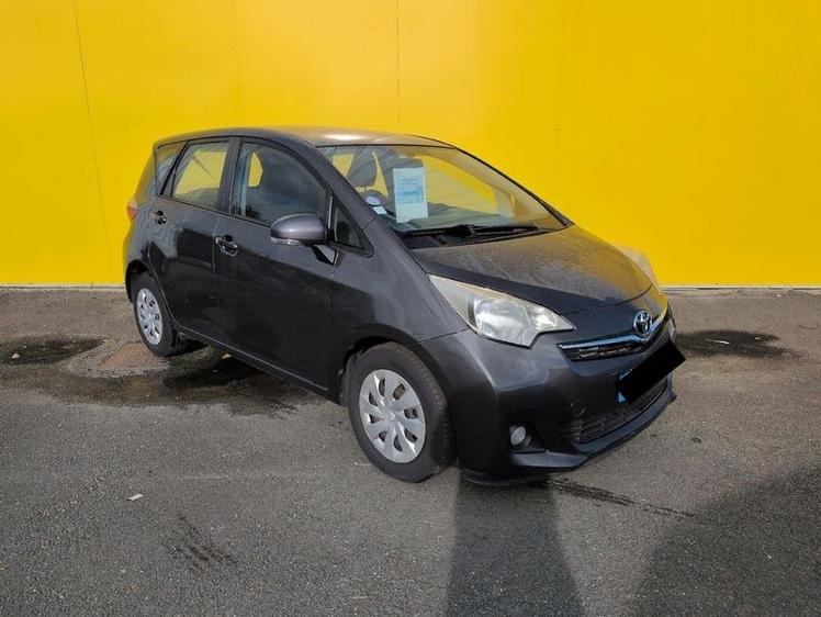 Toyota VersoS  - Dynamic - 9 990 €