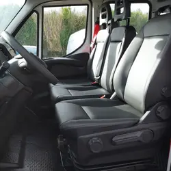 Iveco Daily 35C16H 3.0 DOUBLE CABINE +COFFRE Clermont