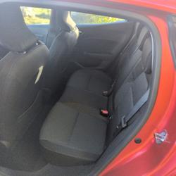 Renault Clio 5 1.6 E-TECH 140CH BUSINESS -21 occasion - Saint-Georges-sur-Loire - photo 3/11