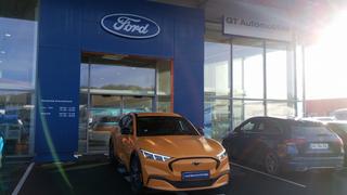 Ford Mustang  - photo 1