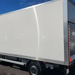 Autres Renault F3500 L3 2.3 BLUE DCI 145CH 20M3 CONFORT CAISSE +HAYON Clermont