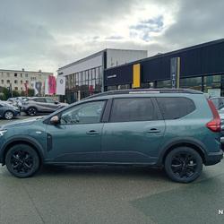Dacia Jogger Jogger Hybrid 140 7 places GSR2 Extreme + Cr&eacute;py-en-Valois