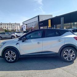 Renault Captur Captur E-Tech full hybrid 145 Techno Cr&eacute;py-en-Valois