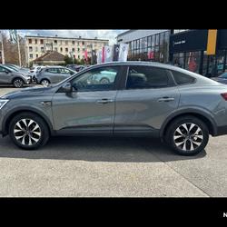 Renault Arkana Arkana mild hybrid 140 EDC FAP - 22 Evolution Cr&eacute;py-en-Valois