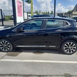 Renault Clio 5 Clio E-Tech 140 - 21N Intens Cr&eacute;py-en-Valois