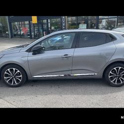 Renault Clio 5 Clio TCe 90 Techno Cr&eacute;py-en-Valois
