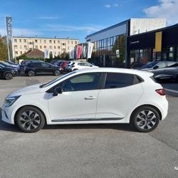 Renault Clio 5 E-Tech full hybrid 145 Evolution occasion - Cr&eacute;py-en-Valois - photo 2/27