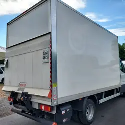 Iveco Daily 35C16H 3.0 CAISSE +HAYON 750KG Clermont