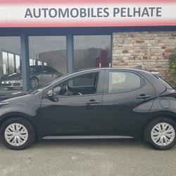 Toyota Yaris YARIS IV HYBRIDE 1.5 116H DYNAMIC BUSINESS Vitr&eacute;