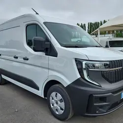 Renault Master F3500 L2H2 2.0 BLUE DCI 150CH ADVANCE occasion - Clermont - photo 2/12