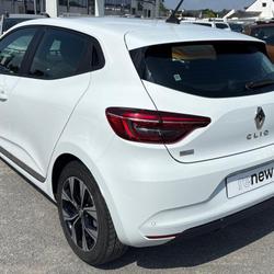 Renault Clio 5 V E-Tech 140 - 21N Limited Vannes