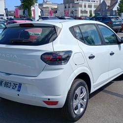Dacia Sandero SCe 65 Essential Vannes
