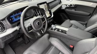 Volvo XC90  - photo 1