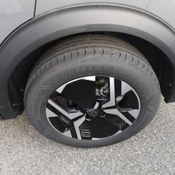 Peugeot 2008 PureTech 100 S&S ALLURE Brindas