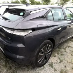 DS Num&eacute;ro 4 E-TENSE 213CH 61KWH PALLAS (TOIT OUVRANT) La Tour-de-Salvagny