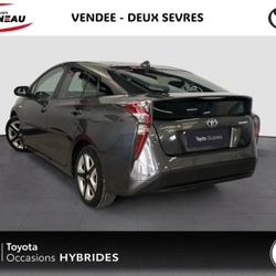Toyota Prius V 122h Lounge Cheffois