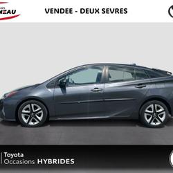 Toyota Prius V 122h Lounge Cheffois