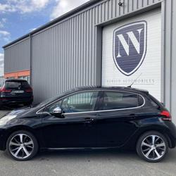Peugeot 208 1.6 BlueHDi 120 CH FINITION FELINE Carpiquet
