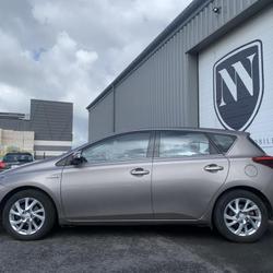 Toyota Auris Hybride 136h Dynamic Carpiquet