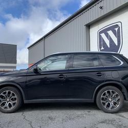 Mitsubishi Outlander 2.2 DI-D 4WD 150 CH 7 places INSTYLE 1&egrave;re Main occasion - Carpiquet - photo 2/24