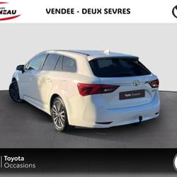 Toyota Avensis 143 D-4D Lounge occasion - Cheffois - photo 2/24