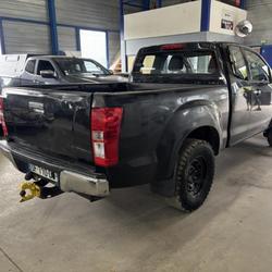 Isuzu DMax 2.5 4X4 CREW CAB SOLAR PLUS A Saint-Georges-de-Reneins