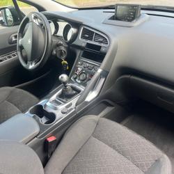 Peugeot 3008 1.6 BLUEHDI 120CH STYLE II S&S D&eacute;mouville