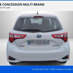 Toyota Yaris 100h Dynamic 5p RC19 Gap