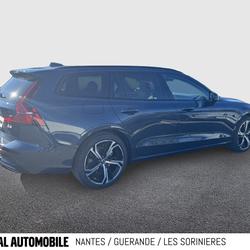 Volvo V60 B4 (197&nbsp;CH) ULTRA DARK Orvault