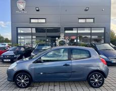 Renault Clio 3 Nouvoitou