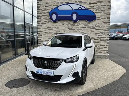 Peugeot 2008 - 1.2 PURETECH 100CH S&S ALLURE - 17 990 €