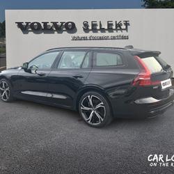 Volvo V60 Micro hybride essence B4 197 ch DCT7 Ultra Style Dark occasion - Cesson-S&eacute;vign&eacute; - photo 3/34