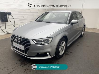 Audi A3 Sportback - A3 Sportback 40 e-tron 204 S tronic 6 Business line - 22 990 €