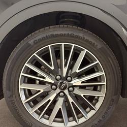 Audi Q3 35 TDI 150 ch S tronic 7 S line occasion - Brie-Comte-Robert - photo 2/26