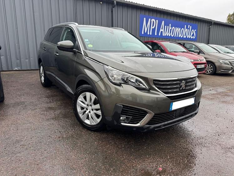 Peugeot 5008  - 11 490 €
