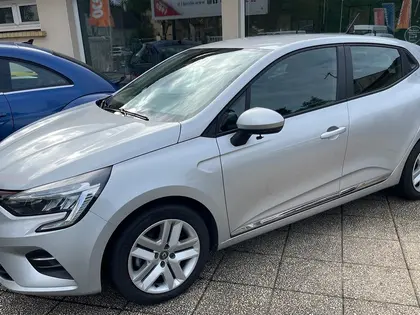 Renault Clio - 1.5 BLUE DCI 100CH EVOLUTION - 14 990 €