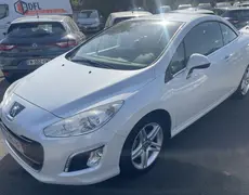 Peugeot 308 CC Phase 2 - 2.0 HDI FAP FELINE - 10 990 €