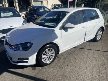 Volkswagen Golf 7 - 1.2 TSI 85CH BLUEMOTION TECHNOLOGY TRENDLINE 5P - 10 990 €