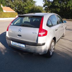 Citroen C4 2.0i 16V 143 Exclusive A Saint-Philbert-de-Grand-Lieu