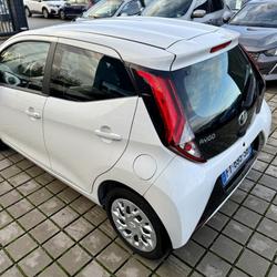 Toyota Aygo 1.0 VVT-i 72ch x-clusiv x-shift 5p MY20 Nouvoitou