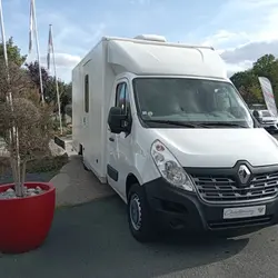 Renault Master 2.3 DCI 135 MAGASIN BOUTIQUE occasion - Chantonnay - photo 2/26